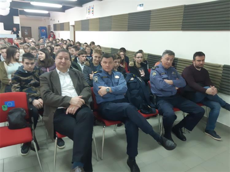 Slika \PU_V\vijesti\2020\drogane\1.jpg